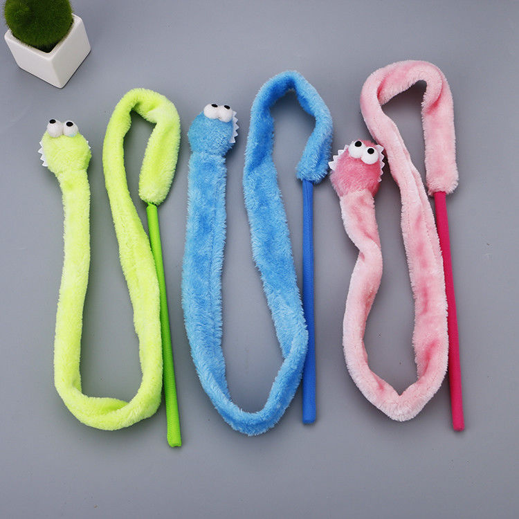 تیزر اسباب بازی گربه با دوام Snake Shape Kitten Plush Wand 31g